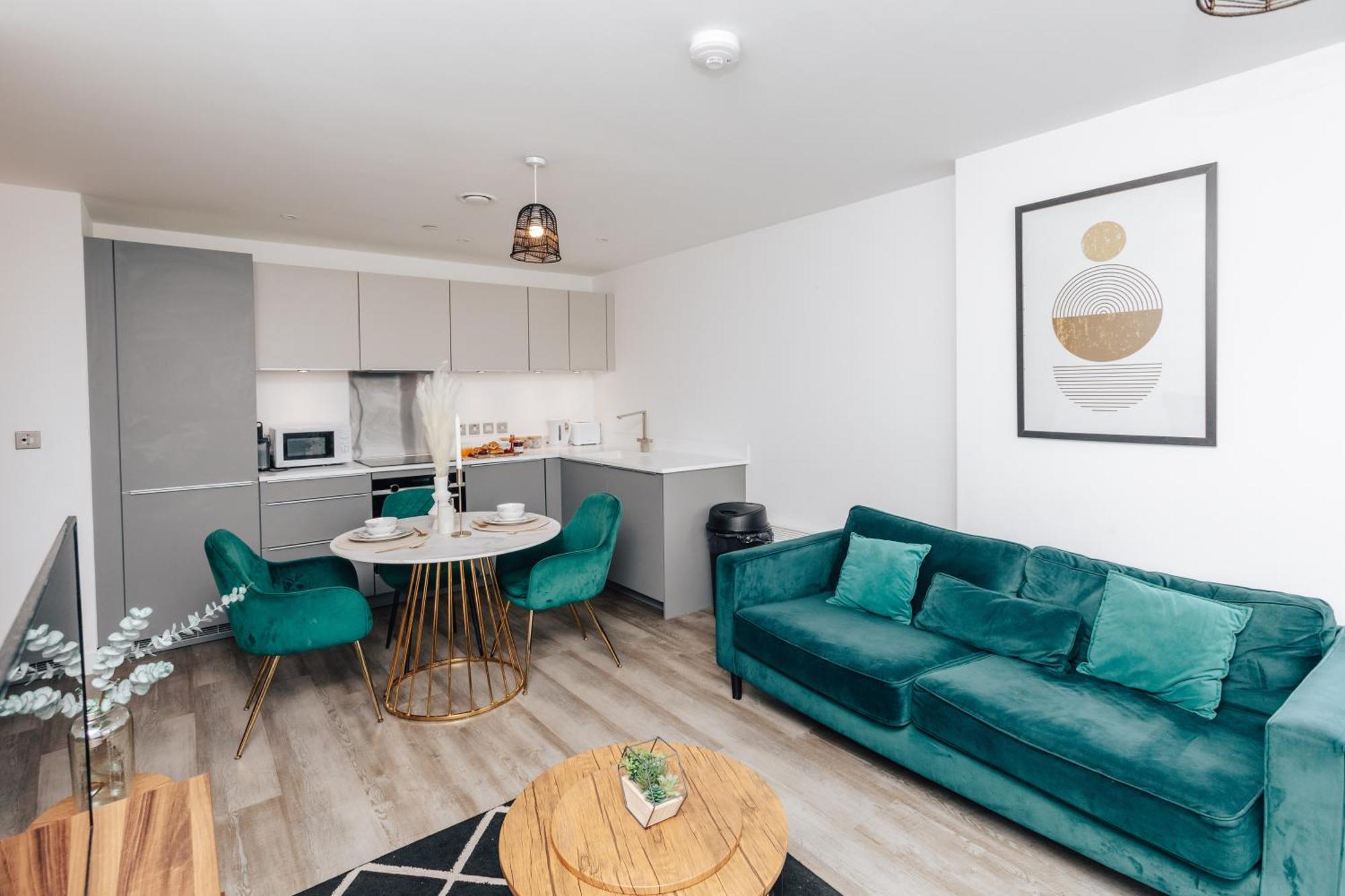 Luxury 2 Bedroom Apartment, Broad Street Бірмінгем Екстер'єр фото